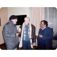 Gabriel Di Leone, Gustavo Guadalupe y Luis Pereira durante el brindis posterior al acto